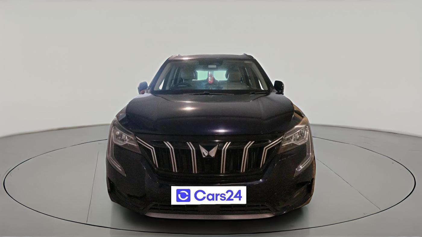 2023 Mahindra XUV700 AX 7 LUXURY D AT 7 STR, Diesel, Automatic, 14,339 km, exterior