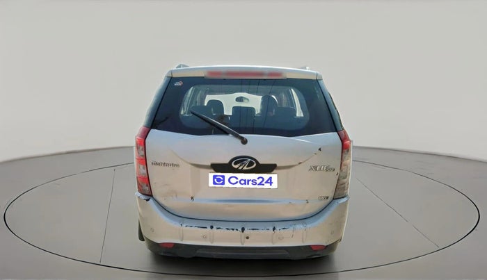 2014 Mahindra XUV500 W8, Diesel, Manual, 1,45,976 km, exterior