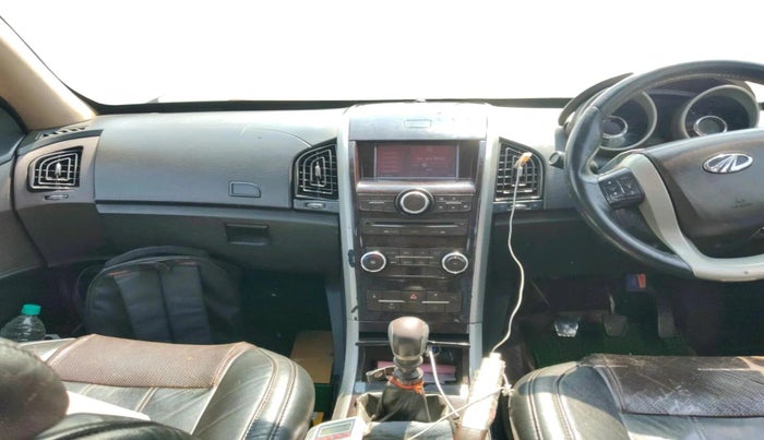 2014 Mahindra XUV500 W8, Diesel, Manual, 1,45,976 km, interior