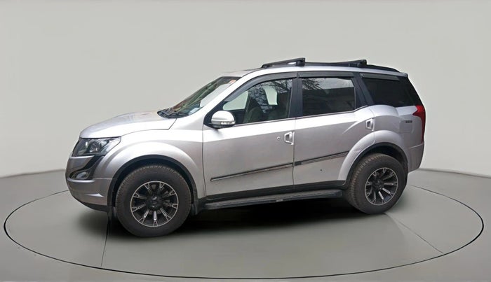 2017 Mahindra XUV500 W10, Diesel, Manual, 57,713 km, exterior