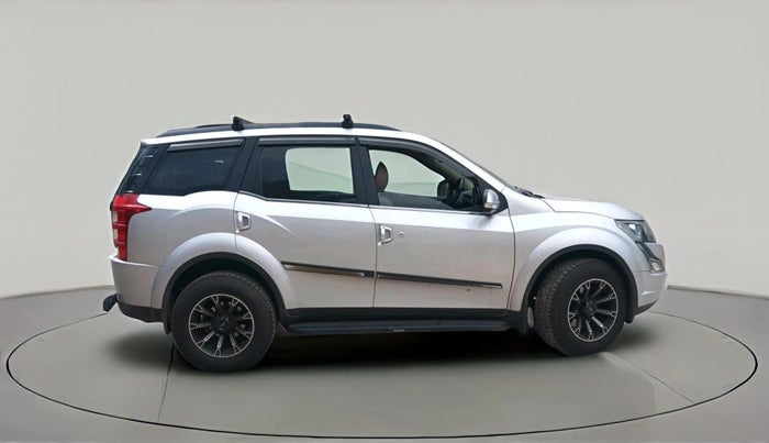 2017 Mahindra XUV500 W10, Diesel, Manual, 57,713 km, exterior