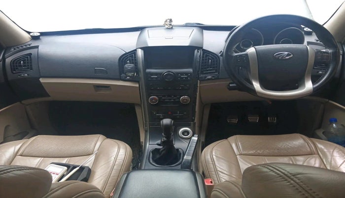 2017 Mahindra XUV500 W10, Diesel, Manual, 57,713 km, interior