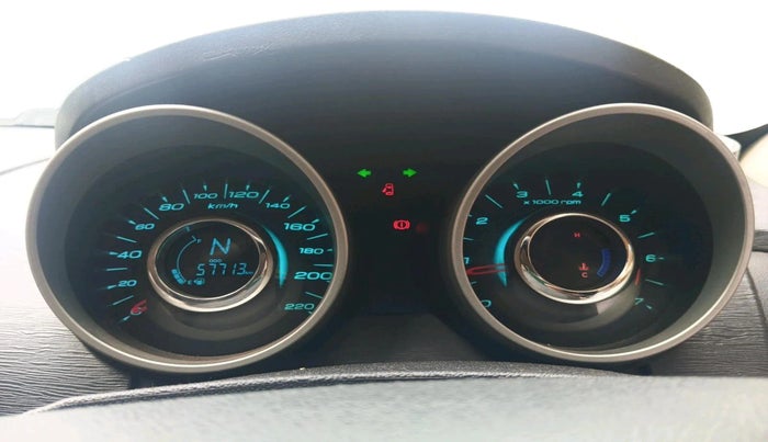 2017 Mahindra XUV500 W10, Diesel, Manual, 57,713 km, interior