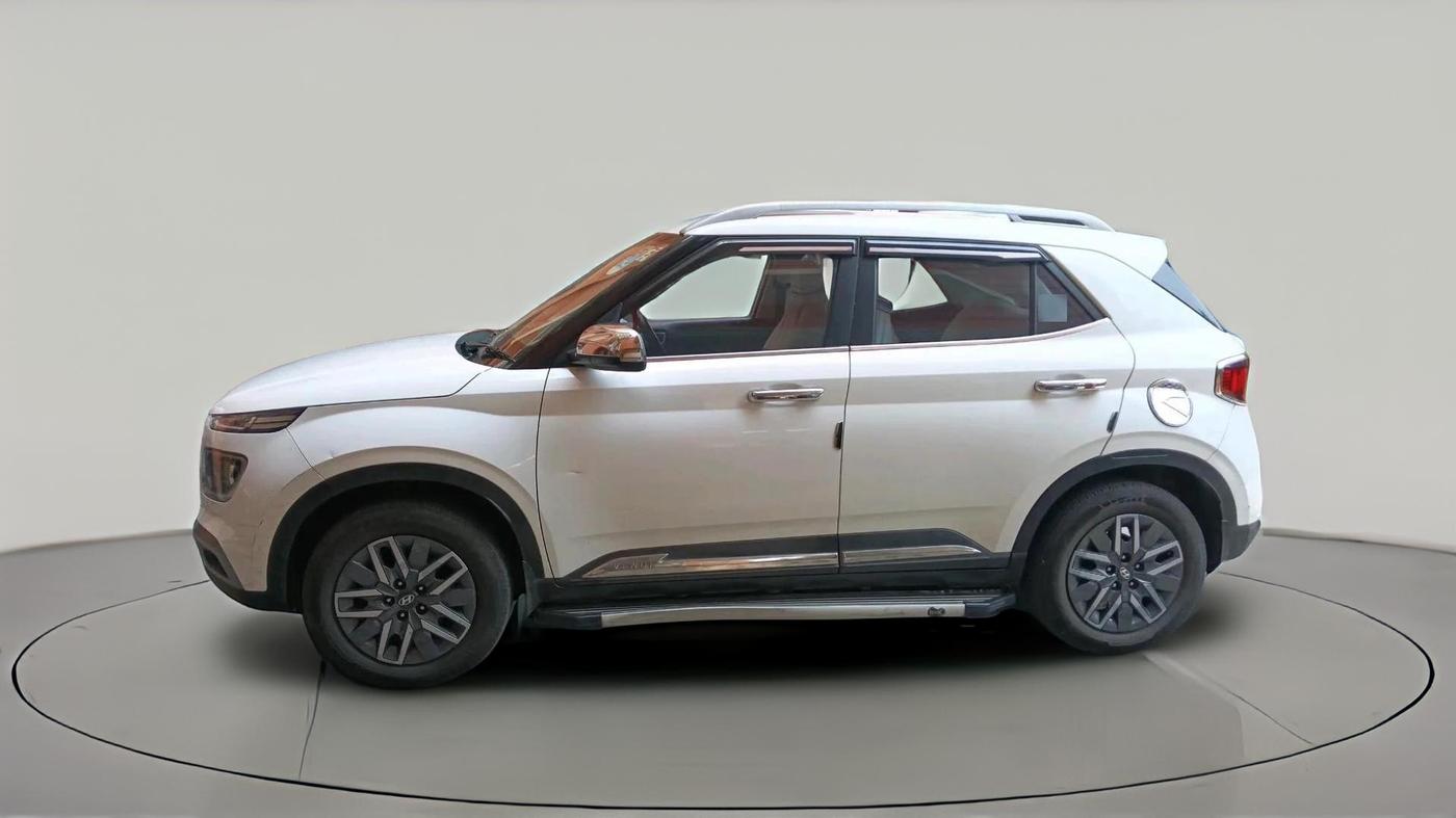 2021 Hyundai VENUE SX 1.5 CRDI, Diesel, Manual, 55,535 km, exterior