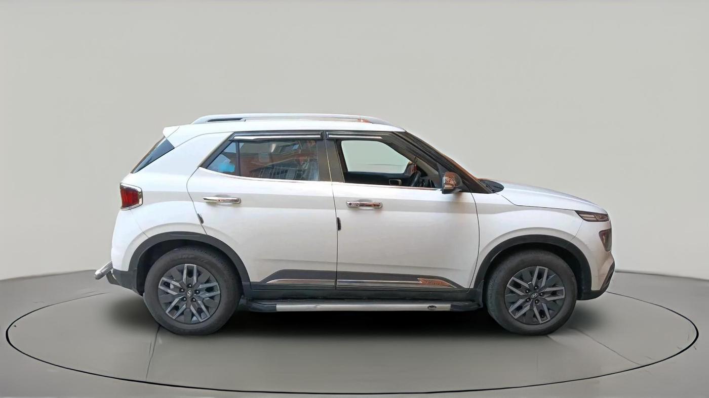 2021 Hyundai VENUE SX 1.5 CRDI, Diesel, Manual, 55,535 km, exterior