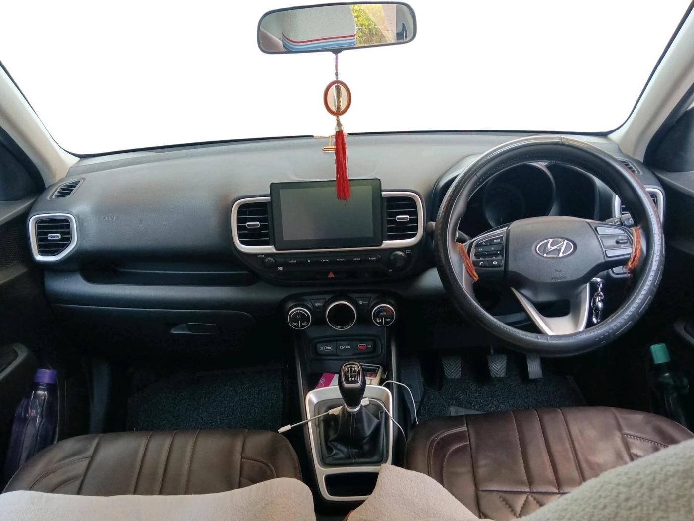 2021 Hyundai VENUE SX 1.5 CRDI, Diesel, Manual, 55,535 km, interior