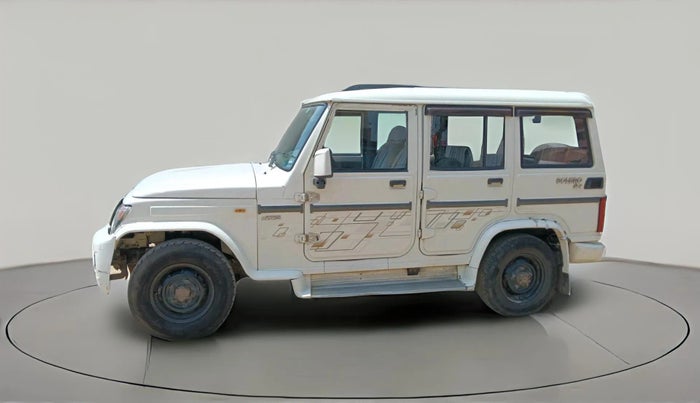 2015 Mahindra Bolero SLX BS-III, Diesel, Manual, 2,15,575 km, exterior