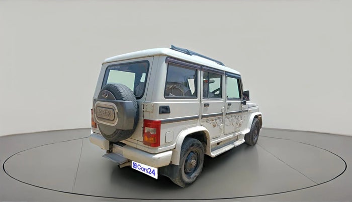 2015 Mahindra Bolero SLX BS-III, Diesel, Manual, 2,15,575 km, exterior