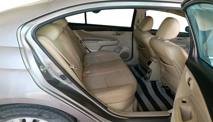 2016 Maruti Ciaz ZXI, Petrol, Manual, 78,700 km, interior