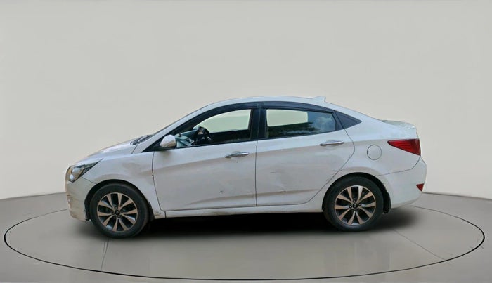 2016 Hyundai Verna FLUIDIC 4S 1.6 VTVT SX, Petrol, Manual, 1,15,824 km, exterior