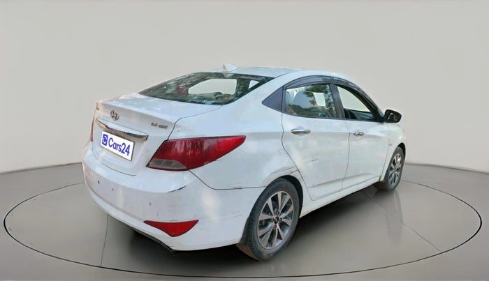 2016 Hyundai Verna FLUIDIC 4S 1.6 VTVT SX, Petrol, Manual, 1,15,824 km, exterior