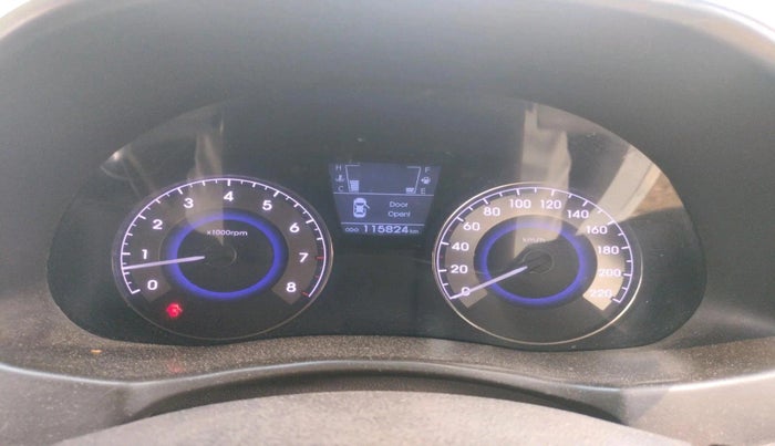 2016 Hyundai Verna FLUIDIC 4S 1.6 VTVT SX, Petrol, Manual, 1,15,824 km, interior