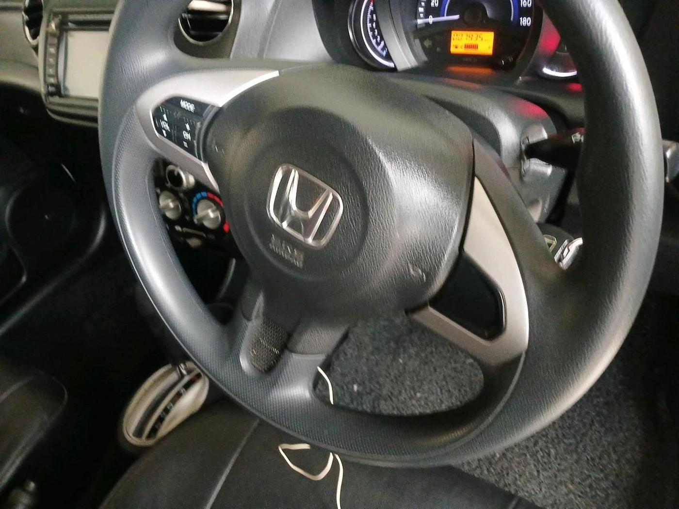 2015 Honda Brio VX AT, Petrol, Automatic, 7,935 km, interior
