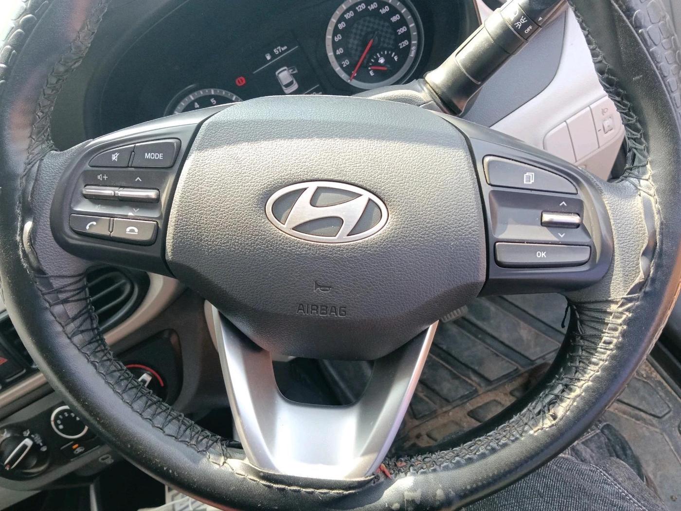 2025 Hyundai GRAND I10 NIOS MAGNA 1.2 KAPPA VTVT, Petrol, Manual, 22,671 km, interior