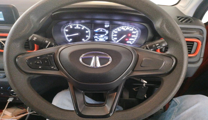 2022 Tata PUNCH ADVENTURE MT, Petrol, Manual, 29,207 km, interior