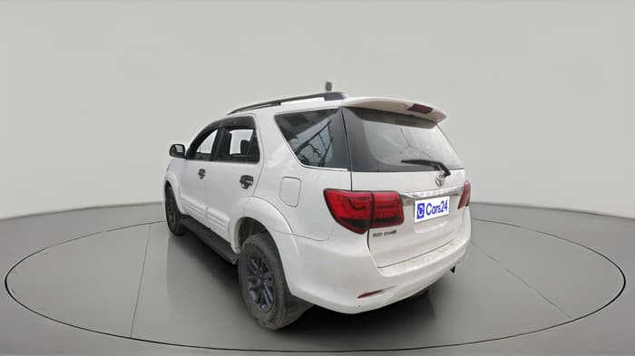2016 Toyota Fortuner 3.0 4X2 MT, Diesel, Manual, 1,22,616 km, exterior