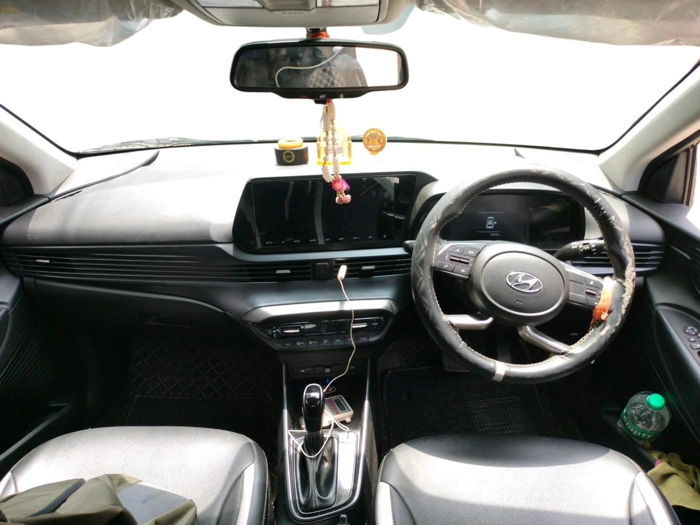2021 Hyundai NEW I20 ASTA 1.2 AT, Petrol, Automatic, 27,702 km, interior