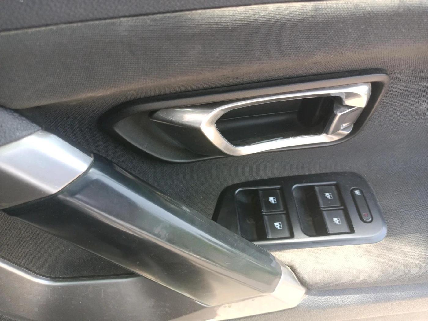 2019 Tata Harrier XT 2.0L KRYOTEC, Diesel, Manual, 1,60,037 km, interior