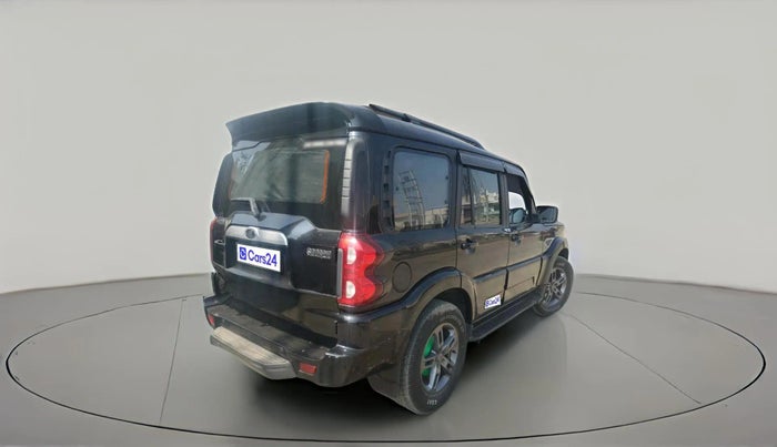 2021 Mahindra Scorpio S9, Diesel, Manual, 74,833 km, exterior