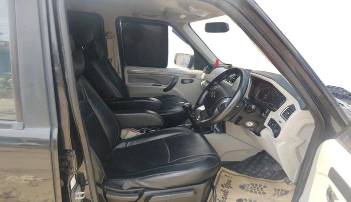 2021 Mahindra Scorpio S9, Diesel, Manual, 74,833 km, interior