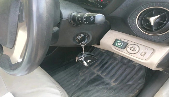 2019 Hyundai NEW SANTRO SPORTZ CNG, CNG, Manual, 1,07,234 km, interior