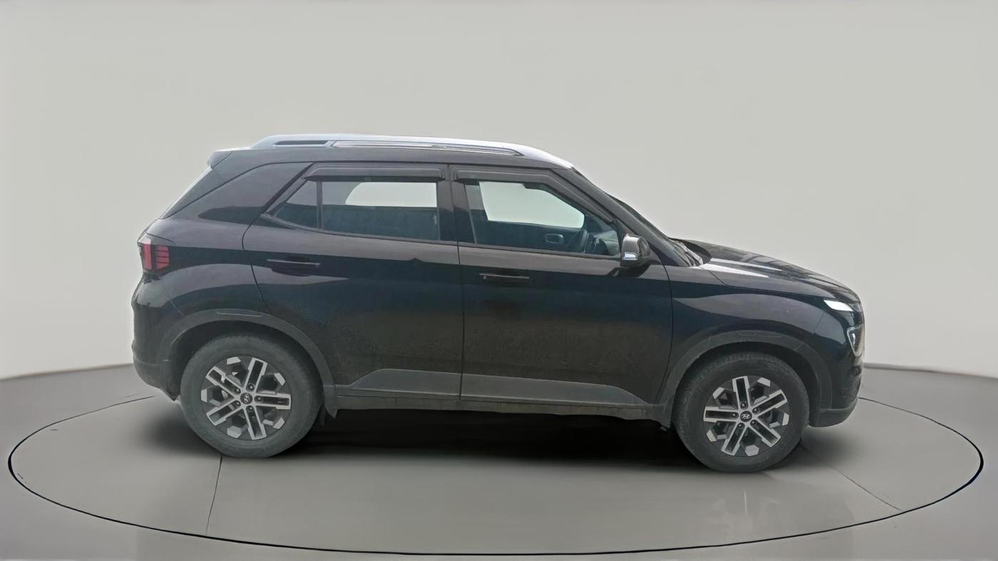 2023 Hyundai VENUE SX 1.5 CRDI, Diesel, Manual, 69,735 km, exterior