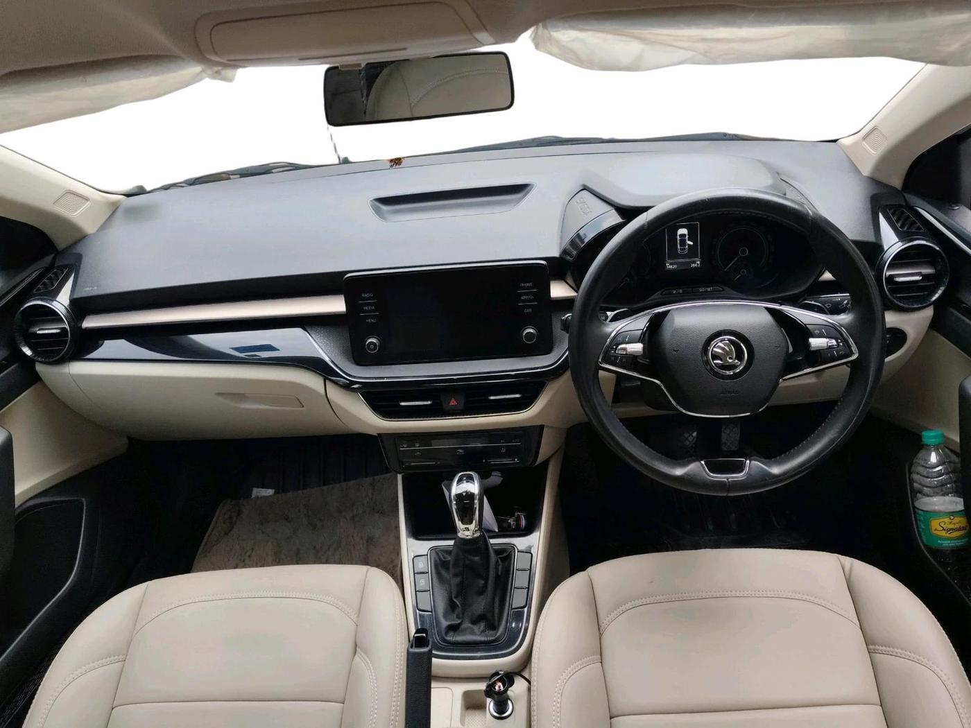 2023 Skoda SLAVIA AMBITION 1.0L TSI AT, Petrol, Automatic, 34,820 km, interior
