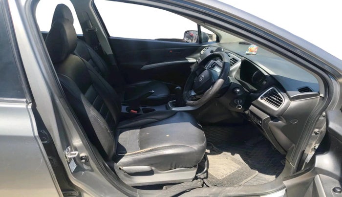 2017 Maruti S Cross SIGMA 1.3, Diesel, Manual, 1,63,031 km, interior