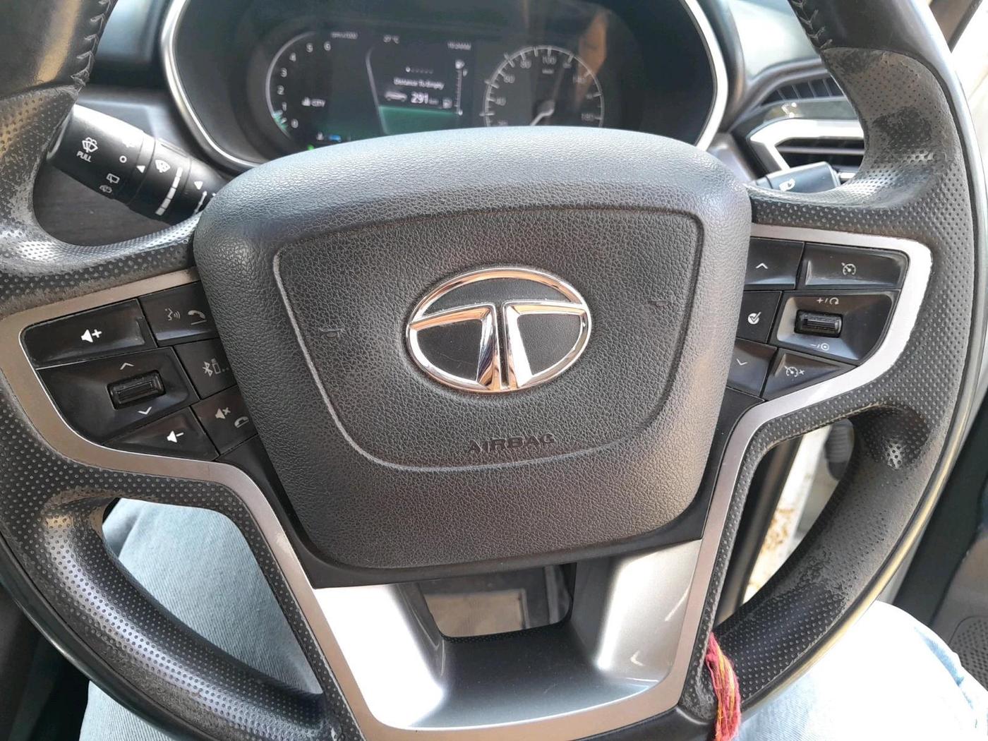 2019 Tata Harrier XZ 2.0L, Diesel, Manual, 1,20,500 km, interior