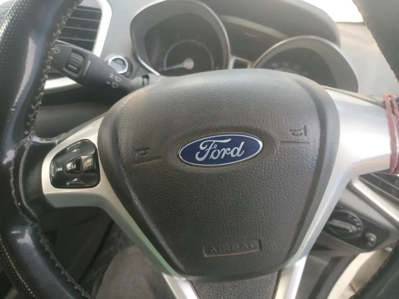 2017 Ford Ecosport TITANIUM 1.5L DIESEL, Diesel, Manual, 1,10,000 km, interior
