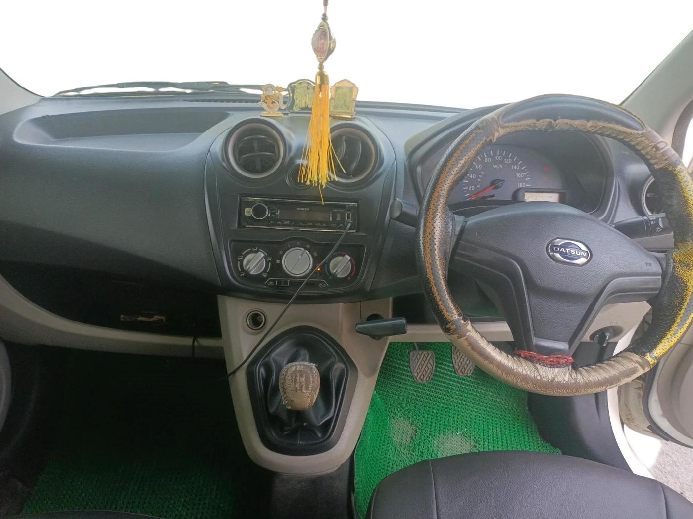 2017 Datsun Go Plus T, Petrol, Manual, 53,395 km, interior