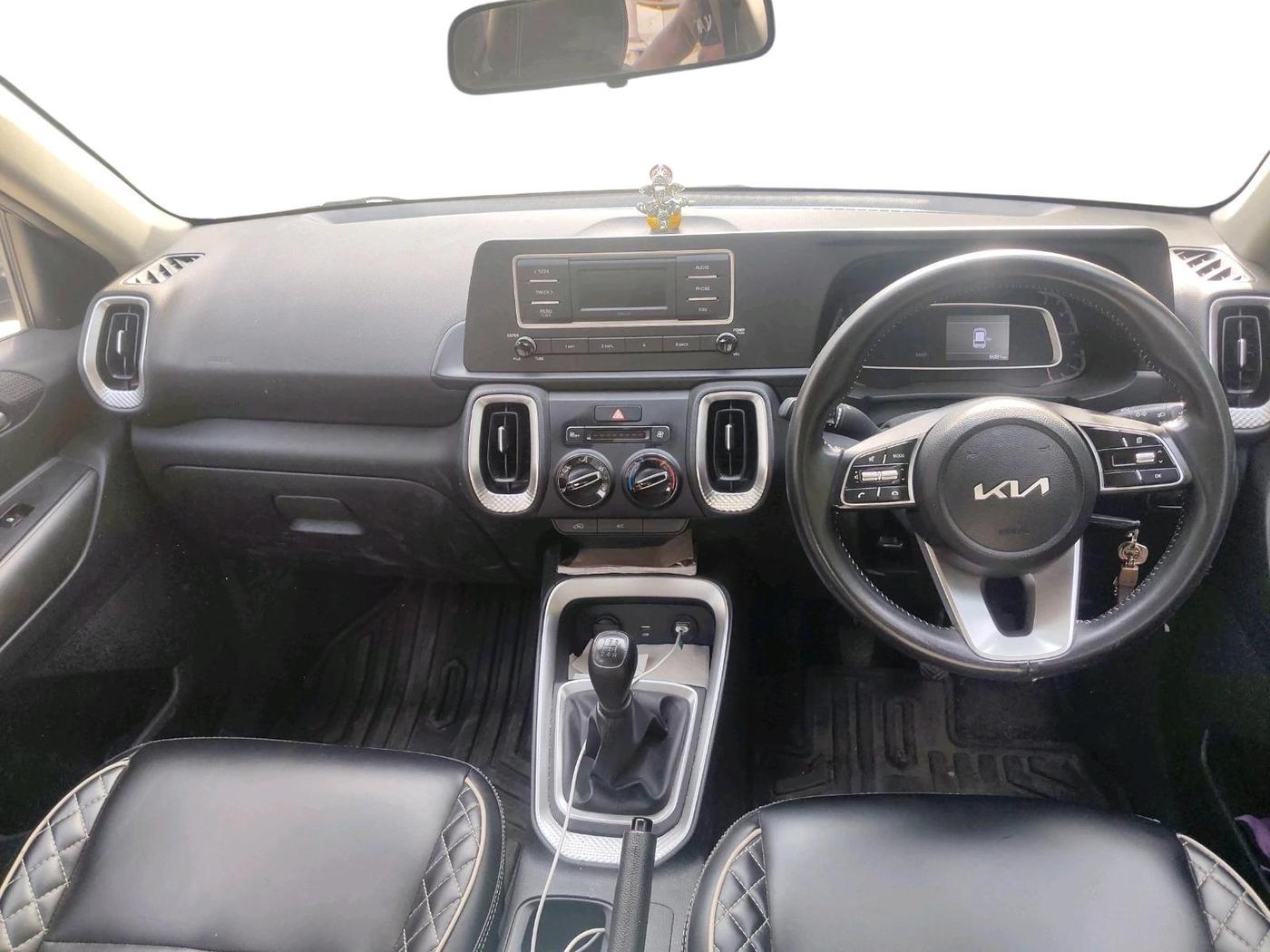 2022 KIA SONET HTK 1.2, Petrol, Manual, 6,081 km, interior