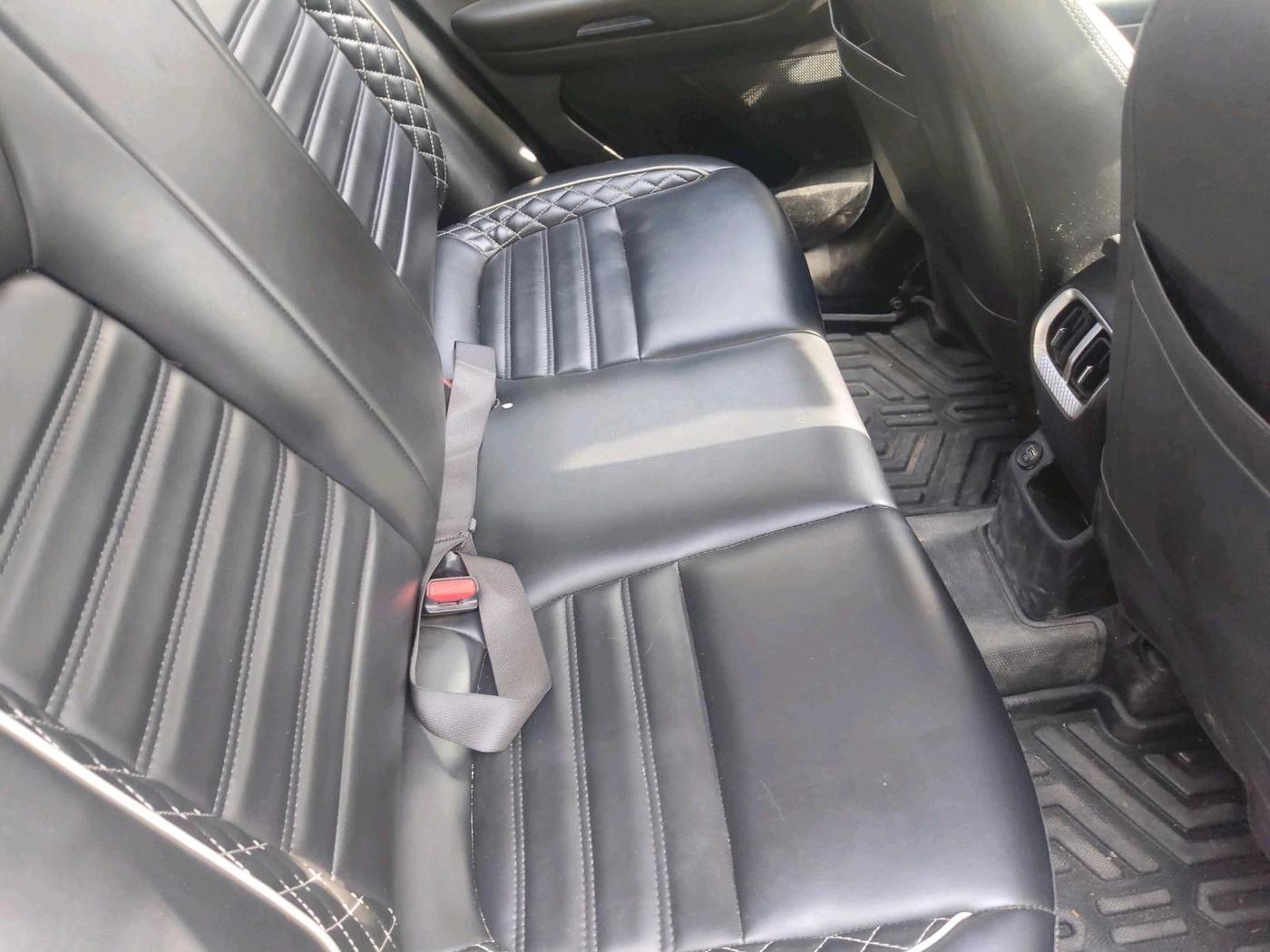 2022 KIA SONET HTK 1.2, Petrol, Manual, 6,081 km, interior