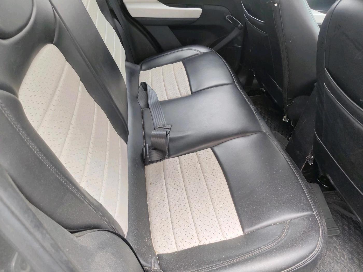 2024 Tata PUNCH PURE MT, Petrol, Manual, 25,466 km, interior