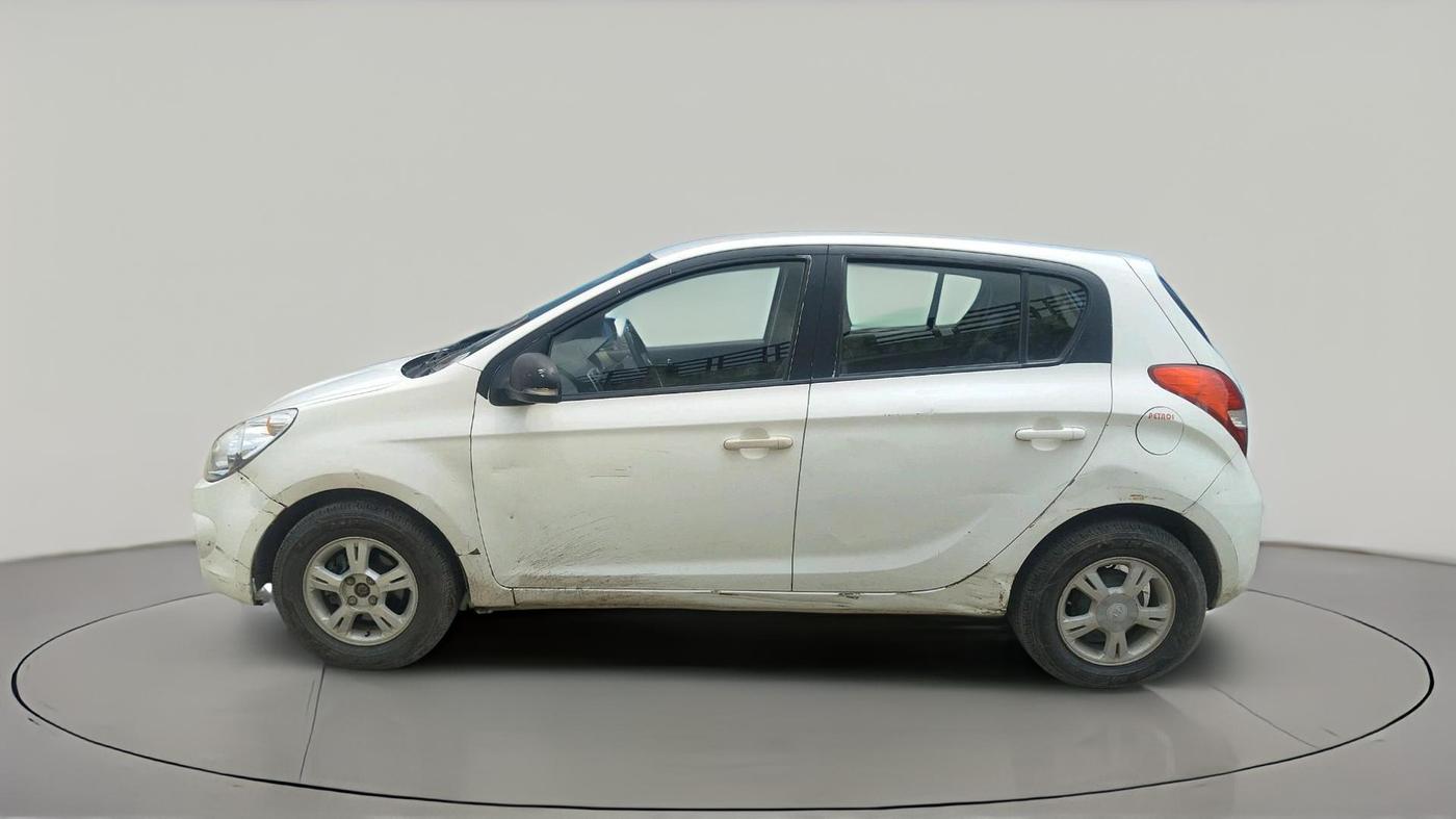 2011 Hyundai i20 ASTA 1.2, CNG, Manual, 1,15,842 km, exterior