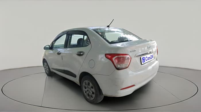2016 Hyundai Xcent S 1.2, CNG, Manual, 1,00,243 km, exterior