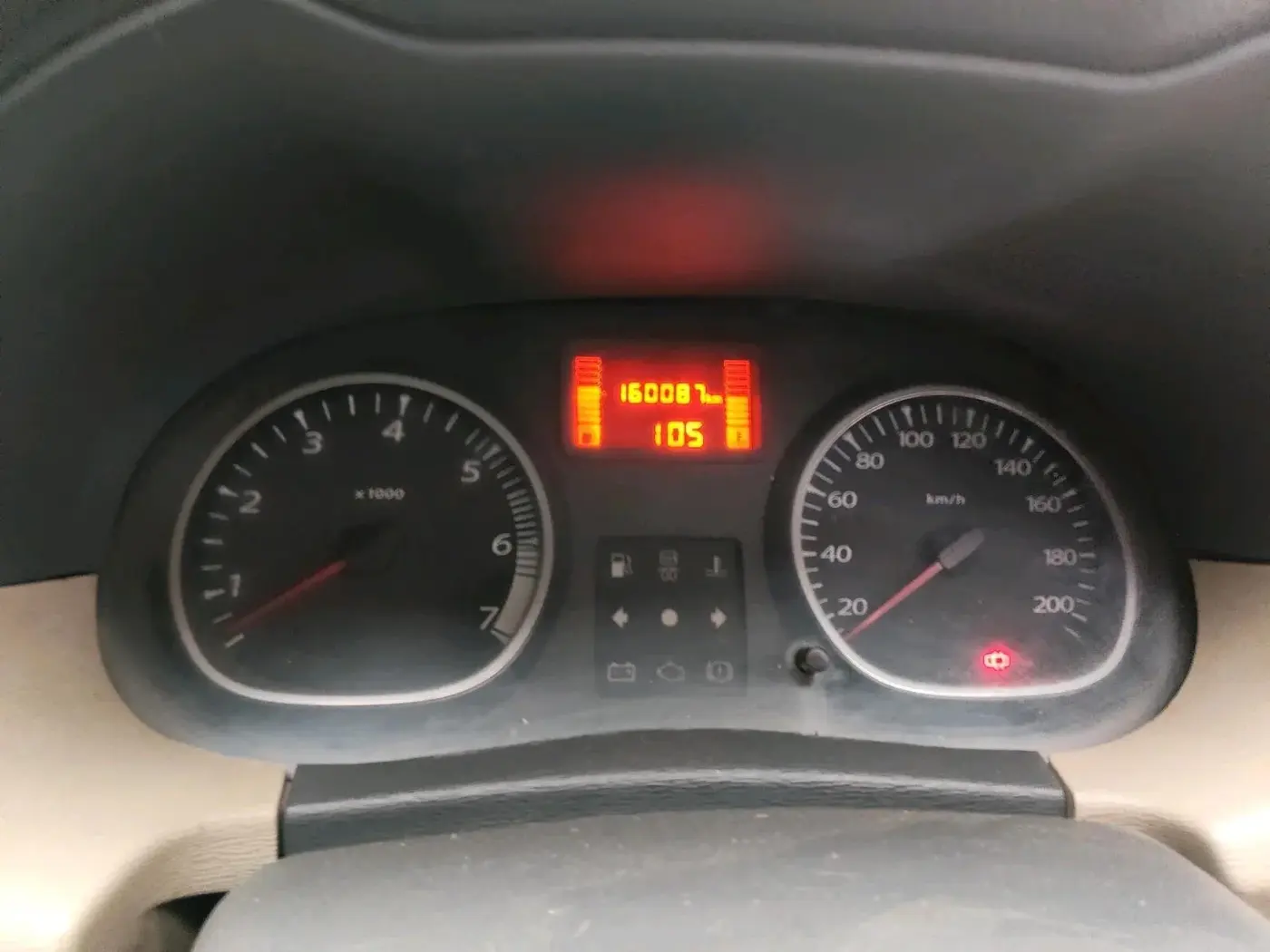 2013 Renault Duster 85 PS RXL DIESEL, Diesel, Manual, 1,60,087 km, interior