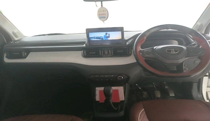 2024 Tata PUNCH PURE MT, Petrol, Manual, 25,810 km, interior