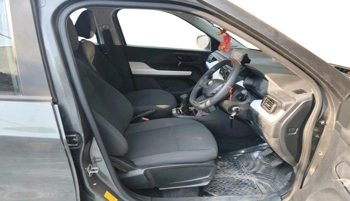 2025 Tata PUNCH Pure (O) , Petrol, Manual, 1,338 km, interior