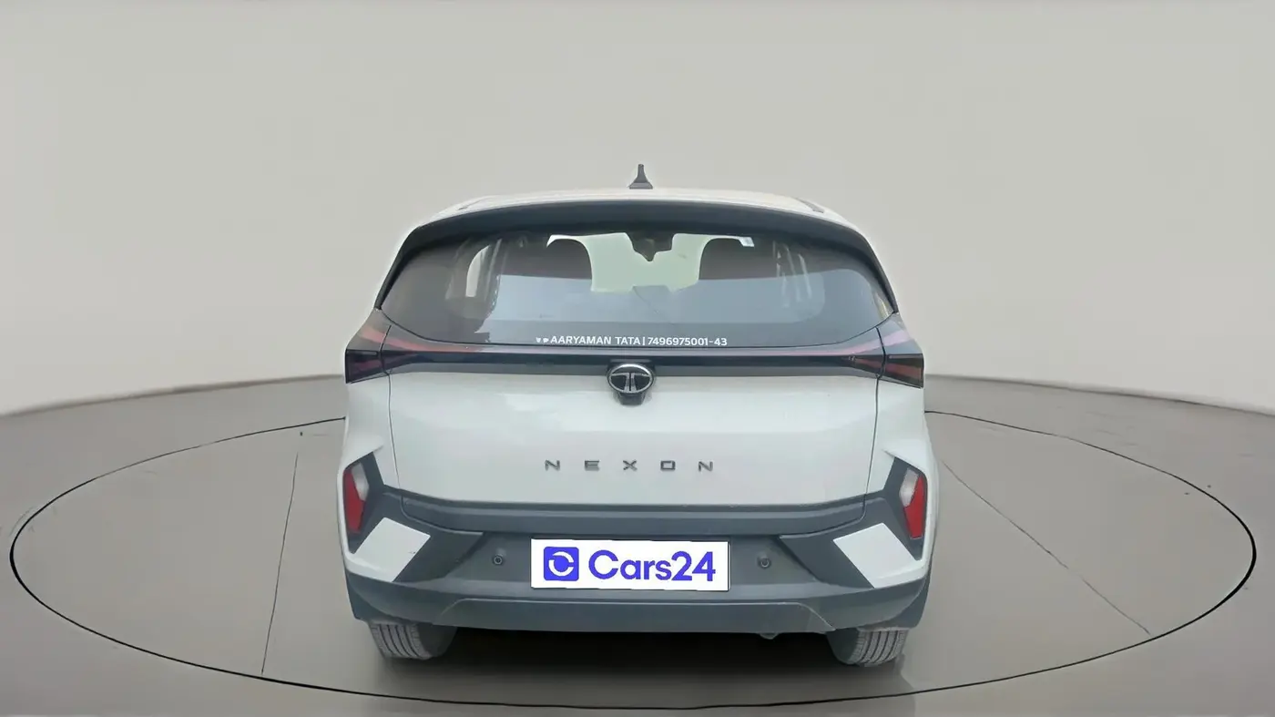 2024 Tata NEXON Smart Plus 1.2 Revotron 6 AMT, Petrol, Automatic, 9,462 km, exterior