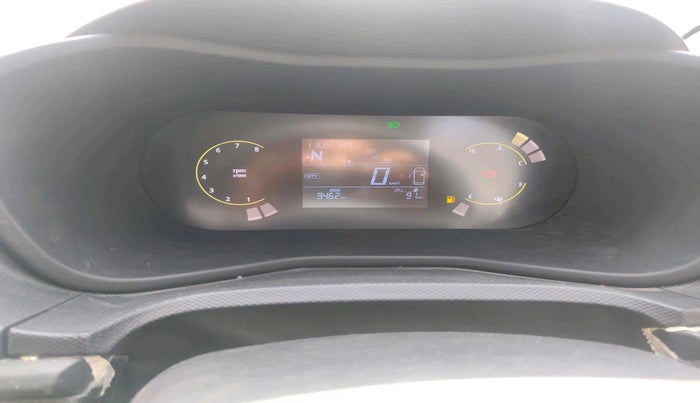 2024 Tata NEXON Smart Plus 1.2 Revotron 6 AMT, Petrol, Automatic, 9,462 km, interior