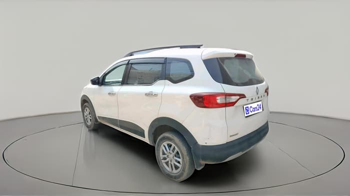 2023 Renault TRIBER RXT, Petrol, Manual, 31,671 km, exterior