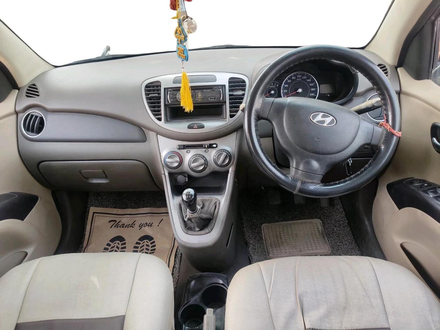 2011 Hyundai i10 MAGNA 1.2, Petrol, Manual, 1,23,722 km, interior