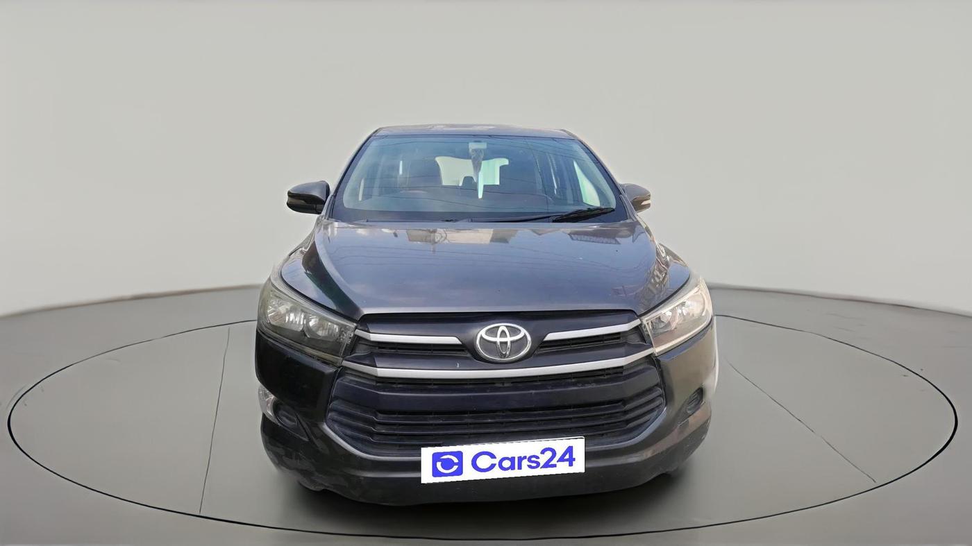 2016 Toyota Innova Crysta 2.4 GX 8 STR, Diesel, Manual, 1,91,239 km, exterior