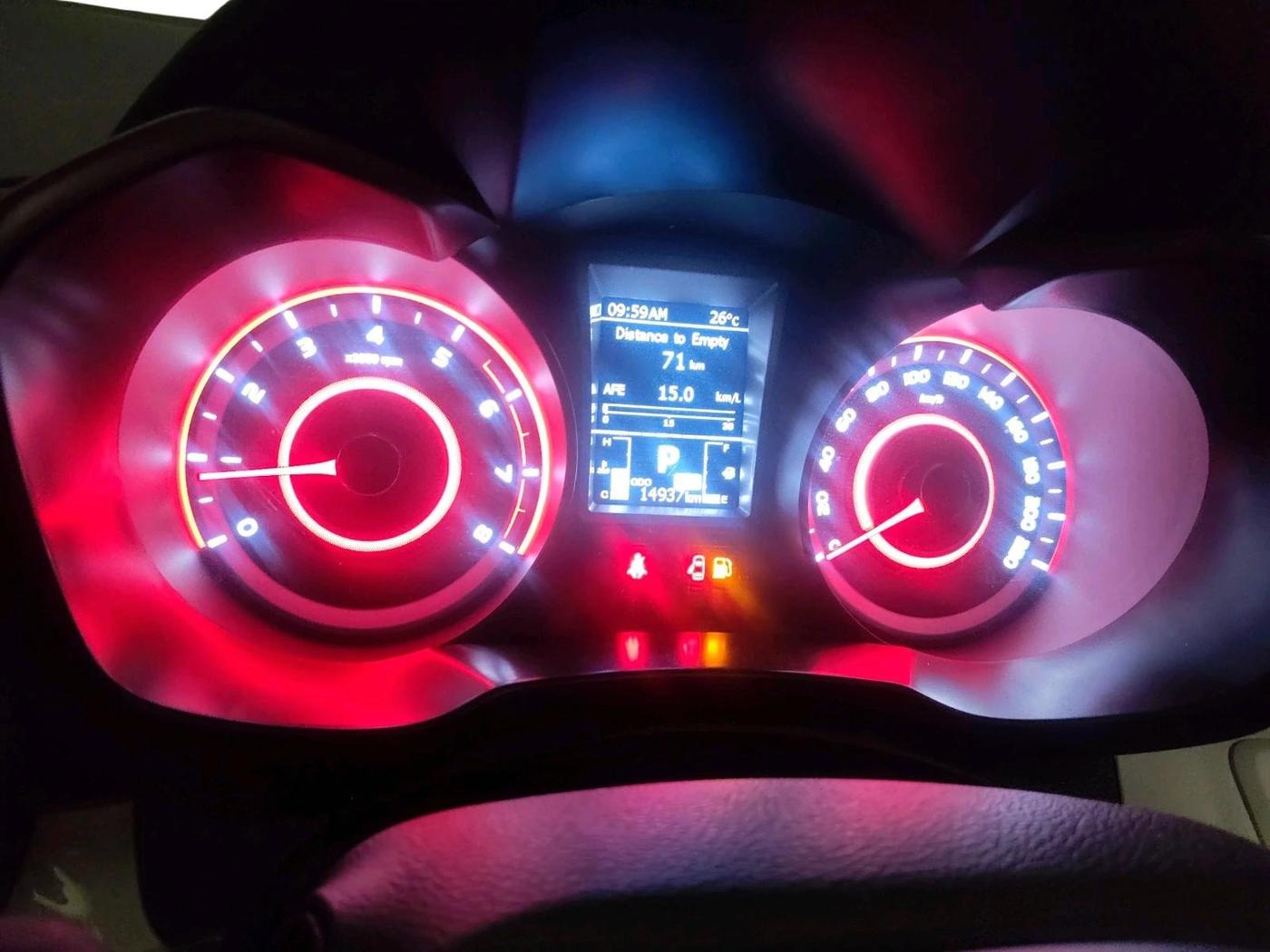 2024 Mahindra XUV 3XO MX2 Pro 1.2 L TCMPFI AT, Petrol, Automatic, 14,937 km, interior