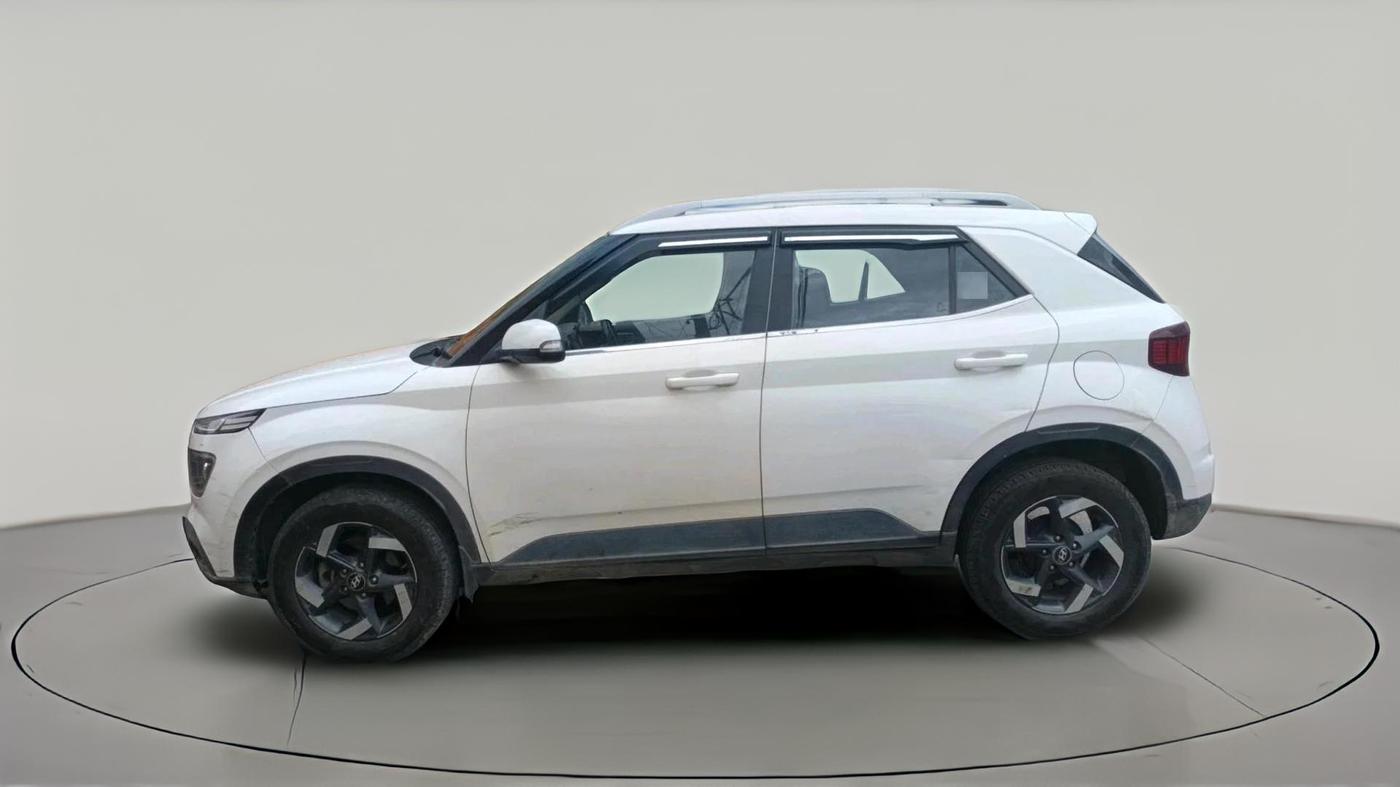 2020 Hyundai VENUE SX 1.5 CRDI, Diesel, Manual, 1,03,029 km, exterior
