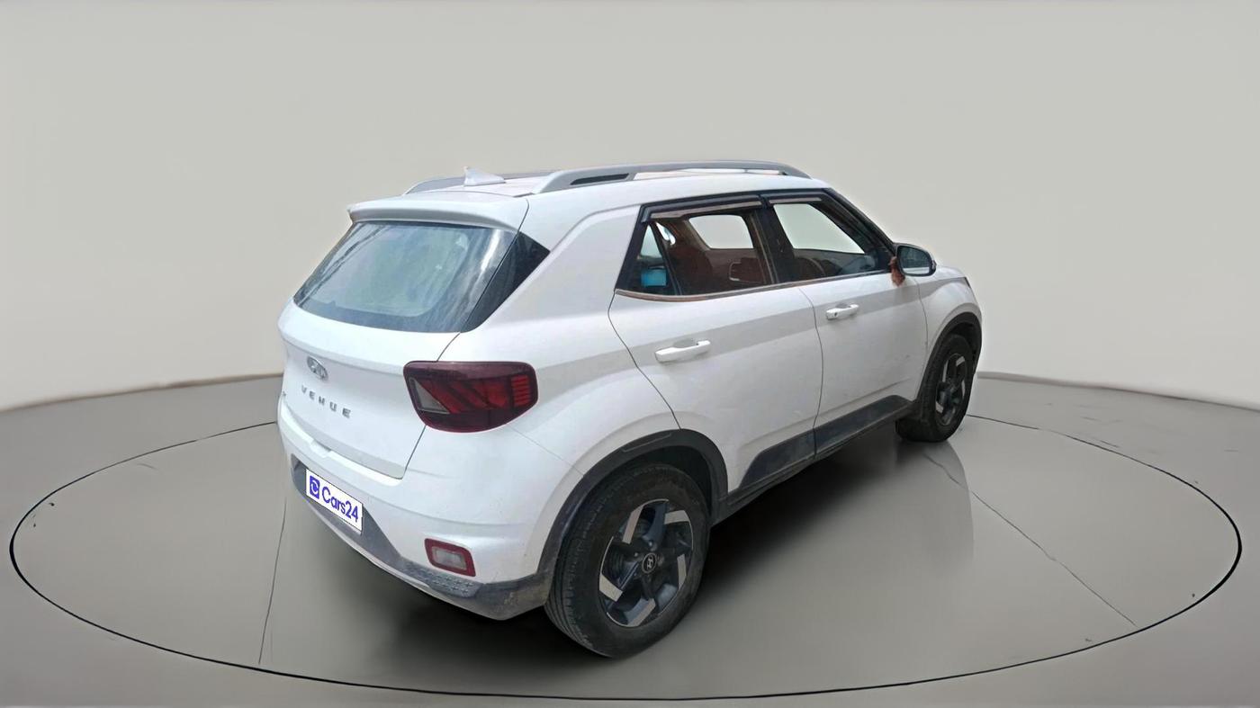 2020 Hyundai VENUE SX 1.5 CRDI, Diesel, Manual, 1,03,029 km, exterior