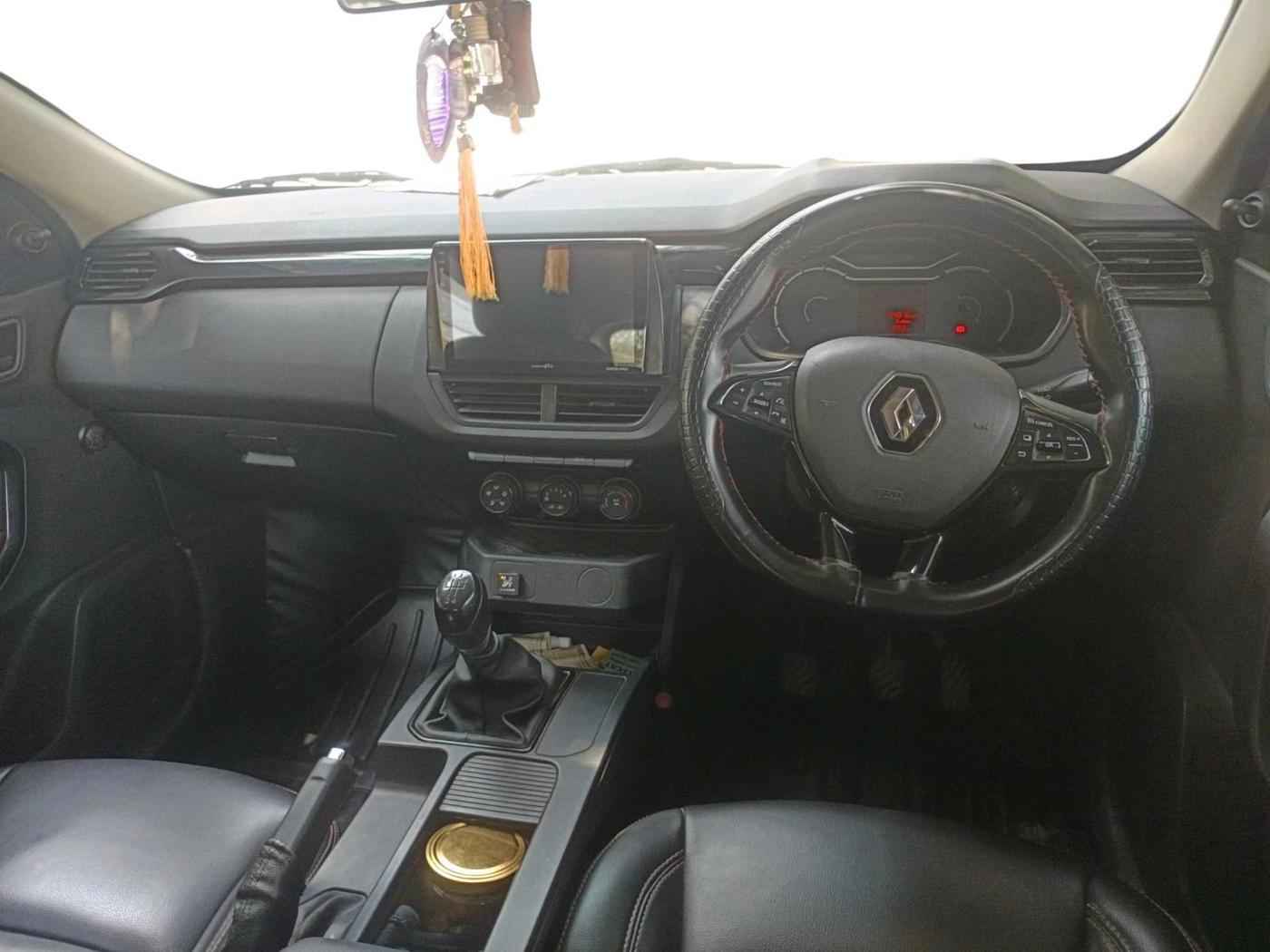 2022 Renault Kiger RXE MT, Petrol, Manual, 54,916 km, interior