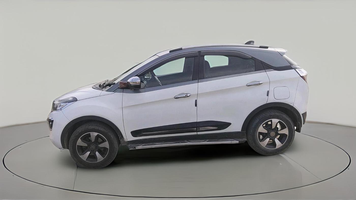 2018 Tata NEXON XZ PLUS PETROL, Petrol, Manual, 52,000 km, exterior
