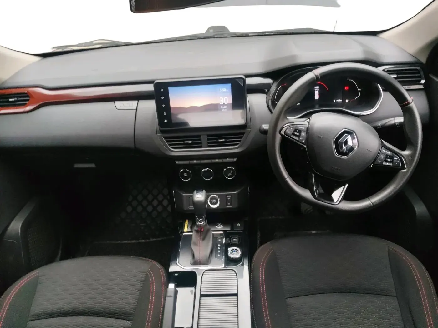 2023 Renault Kiger RXZ TURBO CVT, Petrol, Automatic, 49,000 km, interior